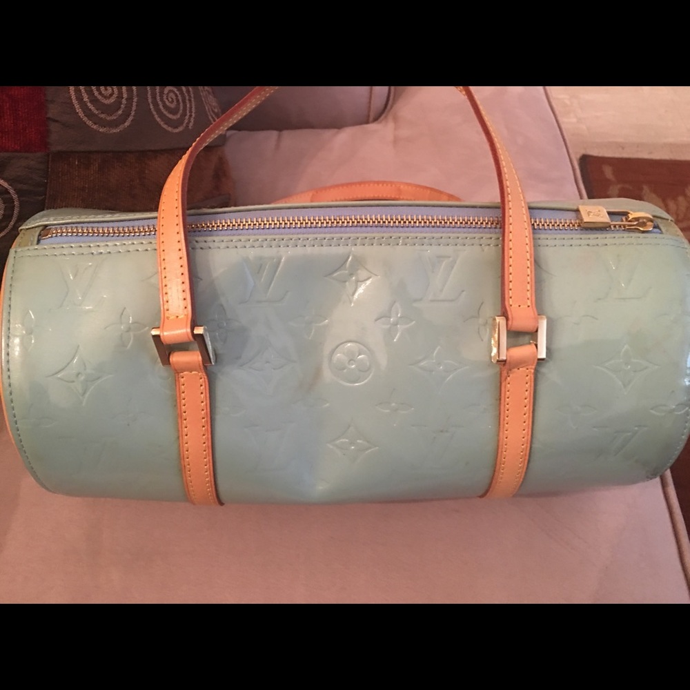 Authentic Louis Vuitton Bedford in Mint Green